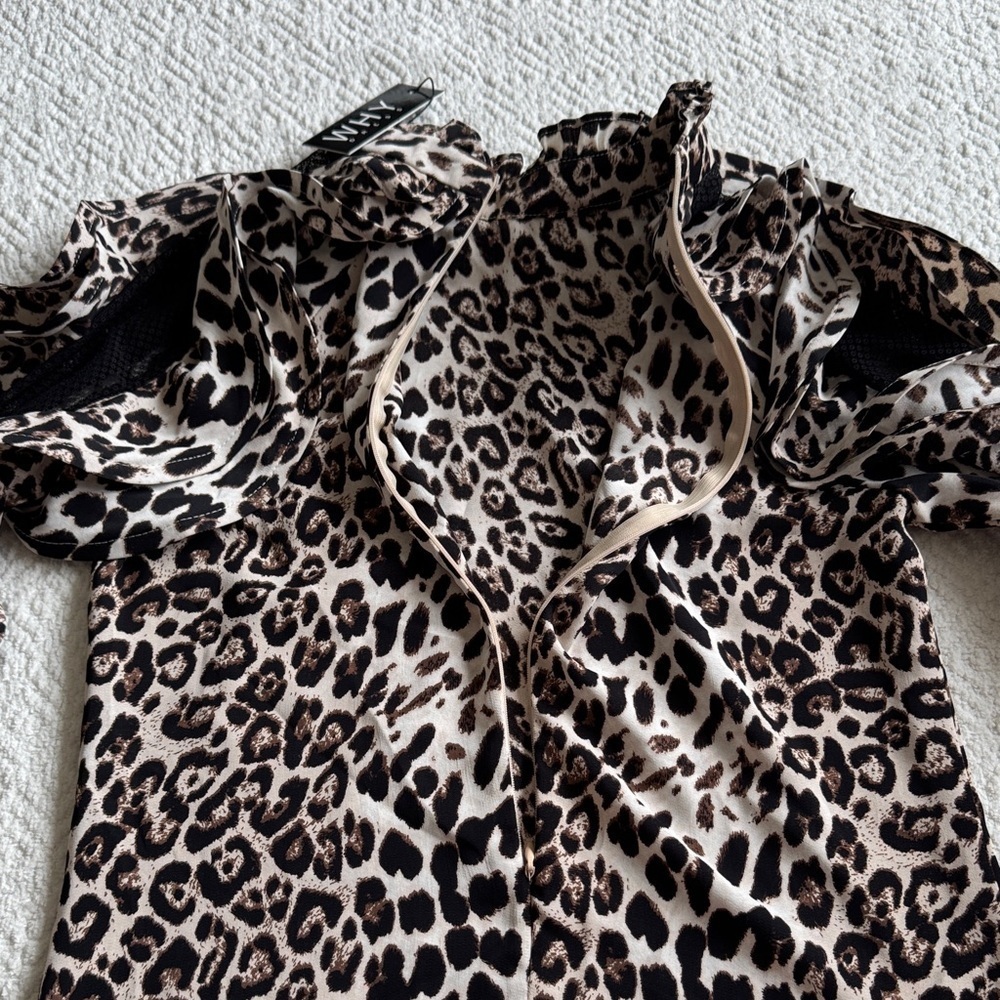 NWT Why Dress Wildly Chic Leopard Print Blouse with Ruffle Sleeves Sz S - Picture 12 of 13
